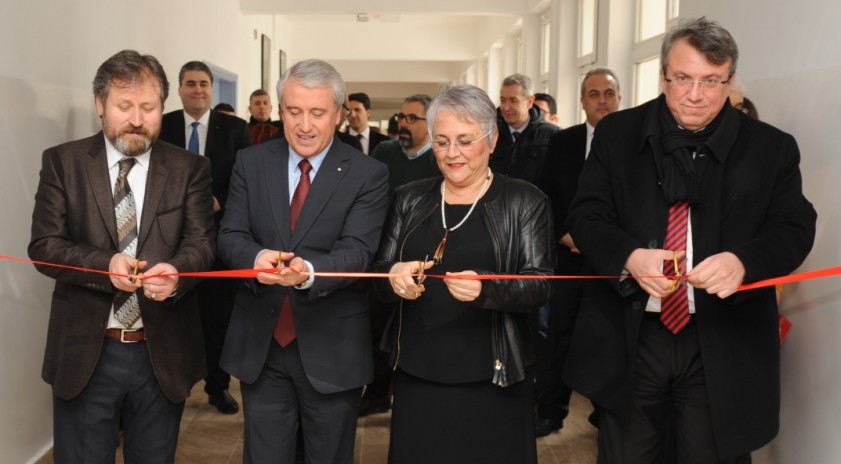 Anadolu Üniversitesi Edebiyat Fakültesi ek binasına kavuştu