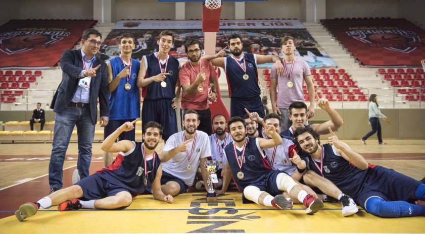 Basketbolda şampiyon “Mühendislik Fakültesi”