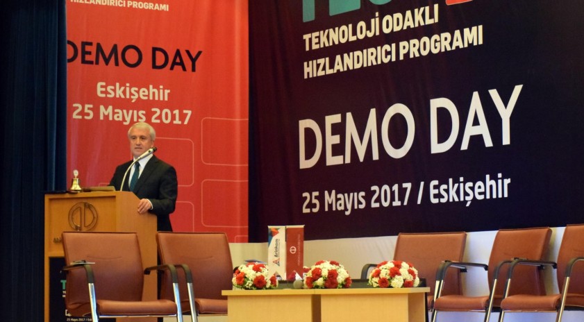 Girişimci ve yatırımcılar TechUP'ta buluştu