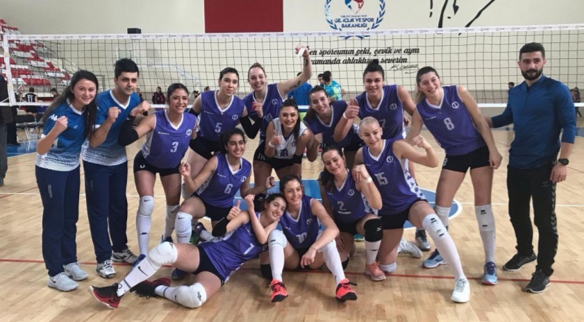 ​Bayan Voleybol Takımımız ve sporcuları haftanın Altın Karması’nda