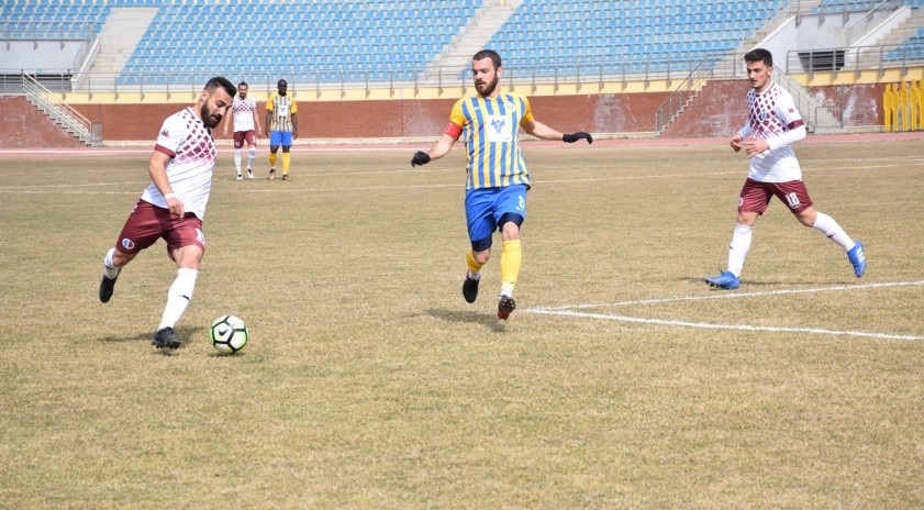 Üniversitemiz Futbol Takımı sahadan mağlup ayrıldı