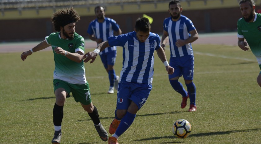 Üniversitemiz futbol takımı sahadan bir puanla ayrıldı