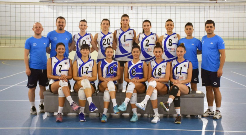 Kadın voleybolcularımızdan buruk başlangıç