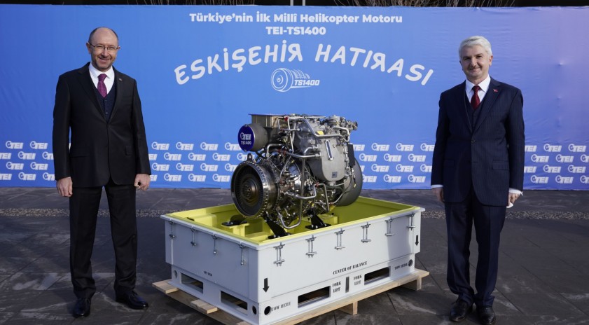 Rektör Erdal, ilk milli helikopter motorunun tanıtımına katıldı