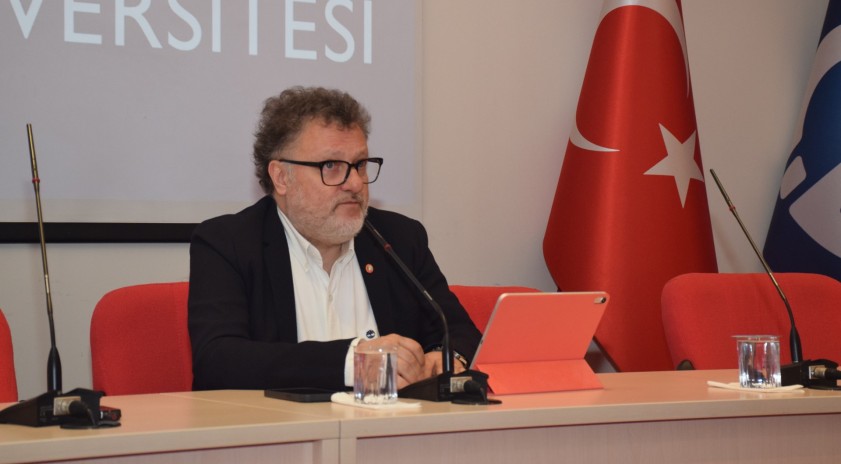 SBE 40. yıl seminerlerinde "Müzik Endüstrisi" konuşuldu