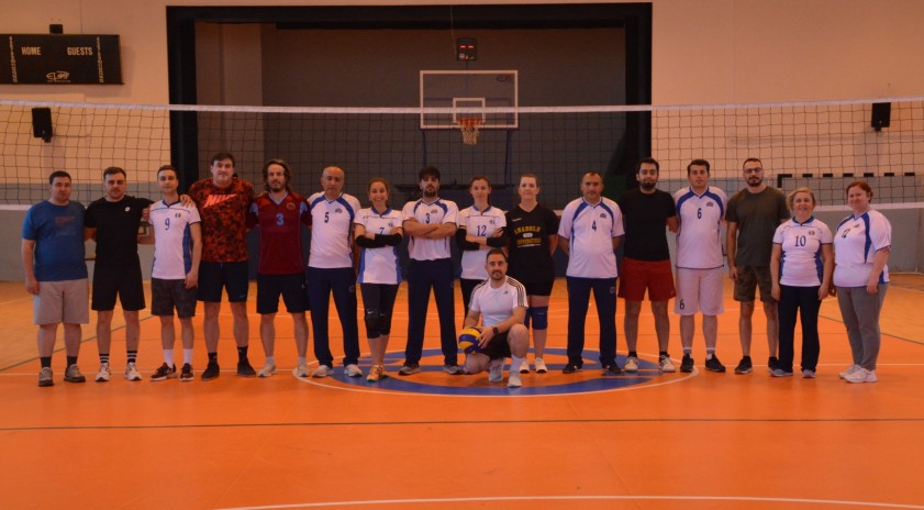 Geleneksel “Personel Voleybol Turnuvası” başladı