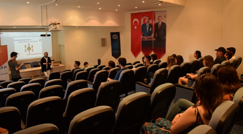 Anadolu Üniversitesi öğrencilerinin proje başarısı