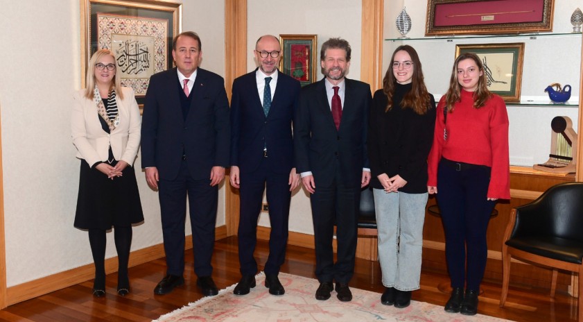 Kuzey Makedonya Cumhuriyeti Büyükelçisi Manasijevski ve Karacan’dan Rektör Erdal’a ziyaret