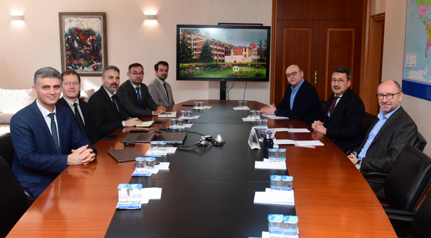 İbn Haldun Üniversitesi Rektörü Prof. Dr. Atilla Arkan’dan Rektör Erdal’a ziyaret