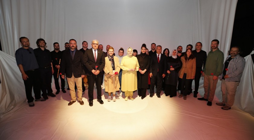 "Aşk Neyledi Yunus" oyununun galası gerçekleştirildi