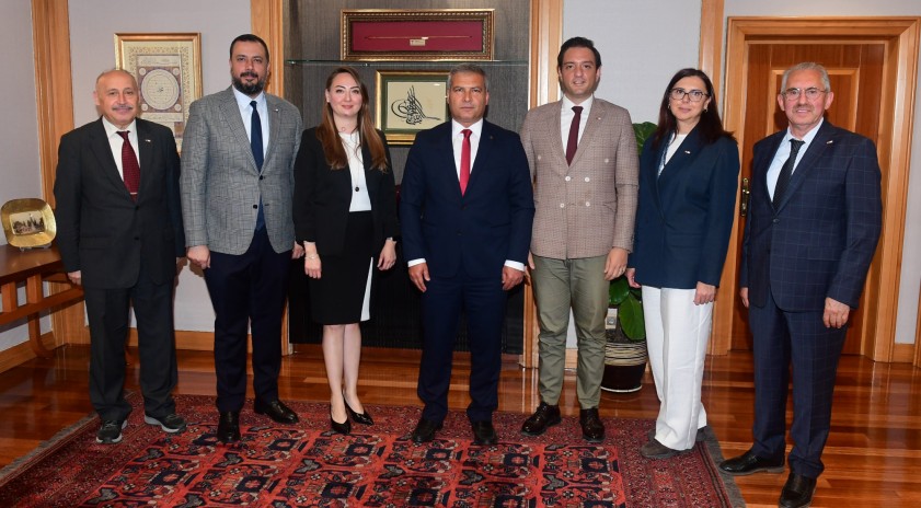 Kızılay Eskişehir Şube Başkanı Temizsoy’dan Rektör Adıgüzel’e ziyaret