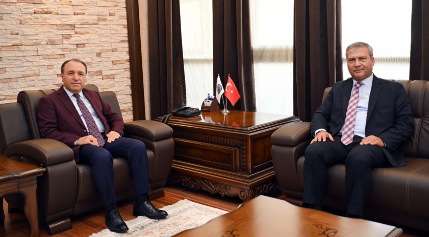 Rektör Adıgüzel’den Rektör Karakaş’a ziyaret
