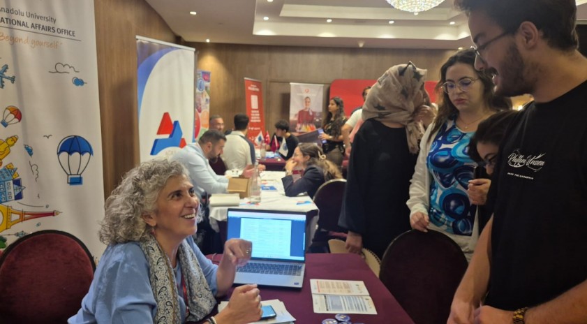 Tunus Eğitim Fuarı’nda Anadolu Üniversitesi’ne yoğun ilgi
