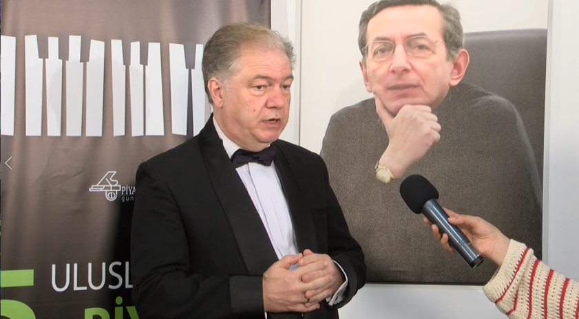 Ünlü Keman Virtüözü Prof. Dr. Cihat Aşkın ile sanatın dönüştürücü gücü üzerine konuştuk