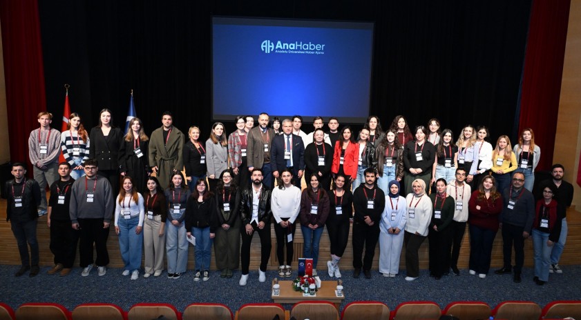AnaHaber “Haber Akademisi Eğitimleri” Rektör Adıgüzel’in katılımıyla başladı