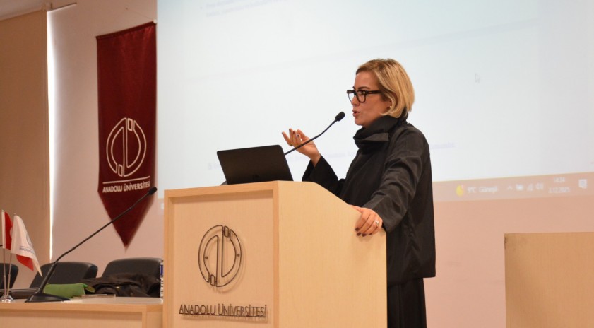 İletişim Buluşmaları’nda “Belgesel Sineması Fikirden Festivale Yolculuk” konuşuldu