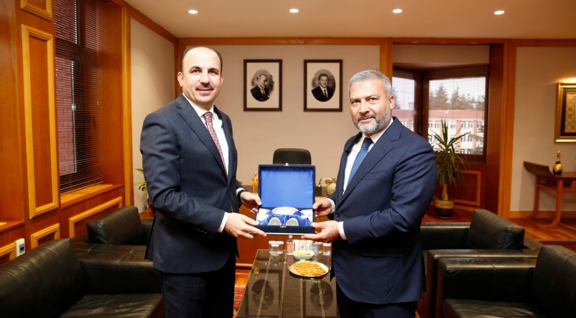 Konya Büyükşehir Belediye Başkanı Altay, Anadolu Üniversitesi Rektörü Adıgüzel’i Ziyaret Etti