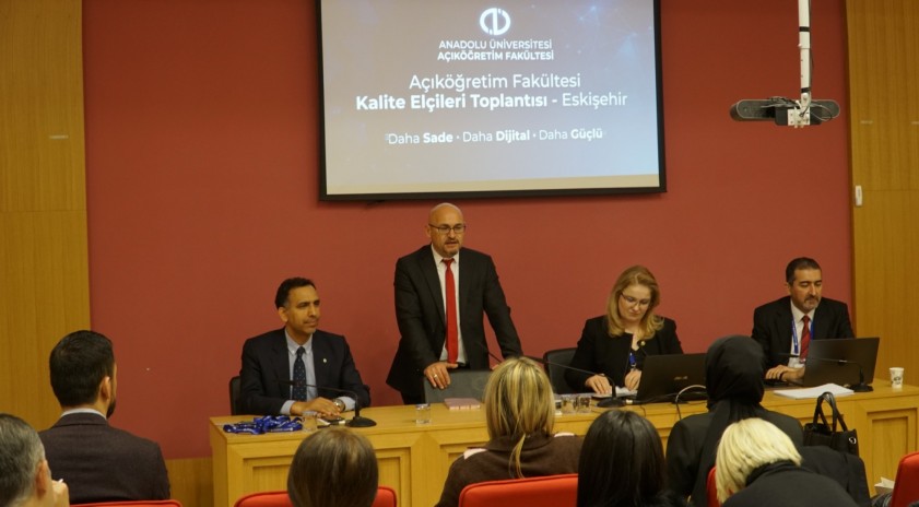 Eğitimde m&uuml;kemmellik i&ccedil;in &ouml;ğrenciler s&ouml;z sahibi oldu