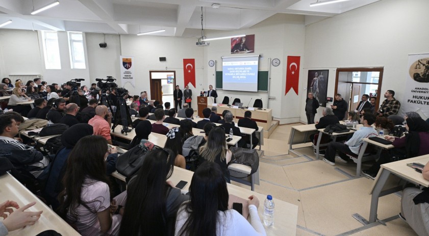 Anadolu &Uuml;niversitesinde yasa dışı bahis ve kumarla m&uuml;cadele ele alındı